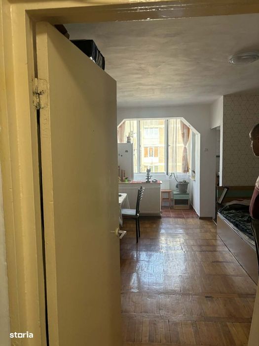 Garsoniera zona ASTRA,Str Traian