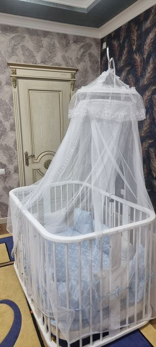 Детский кровать (можно трансформировать)