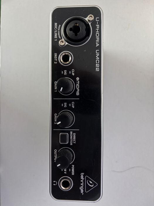 Аудиоинтерфейс За Китара Behringer
