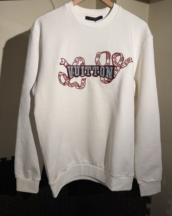 Louis Vuitton блузи