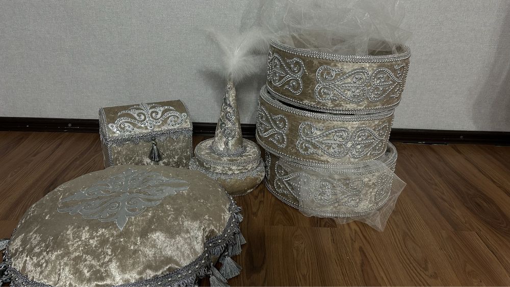 Набор для Сырға салу, қоржыны