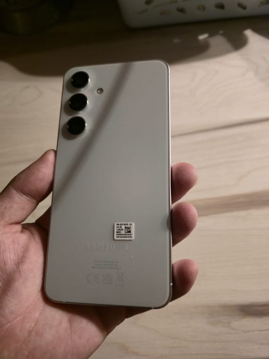 Vand samsung galaxy s24 128 gb impecabil