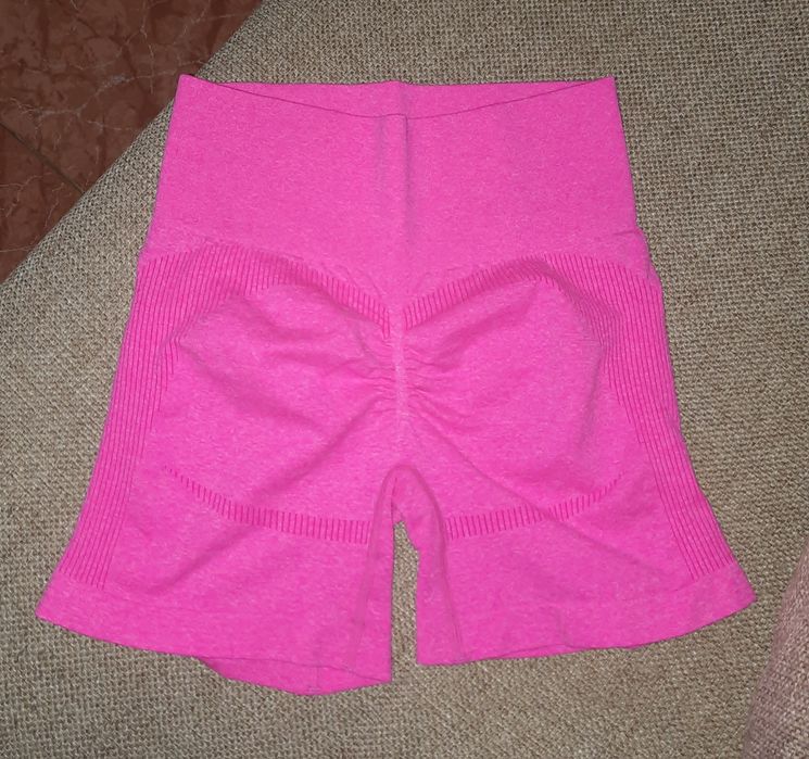 Pantaloni scurti S/36