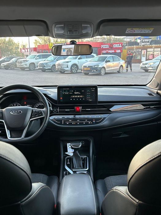 Jac js 4 кроссовер