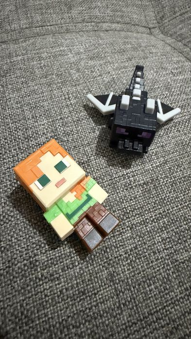 Фигурки Киндер ОСД и Майнкрафт
