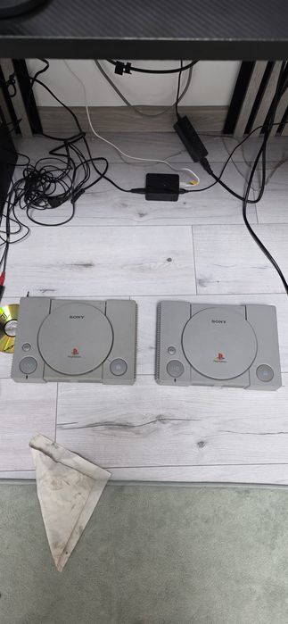 Vand PS1 Modate cu controller si cablu de alimentare