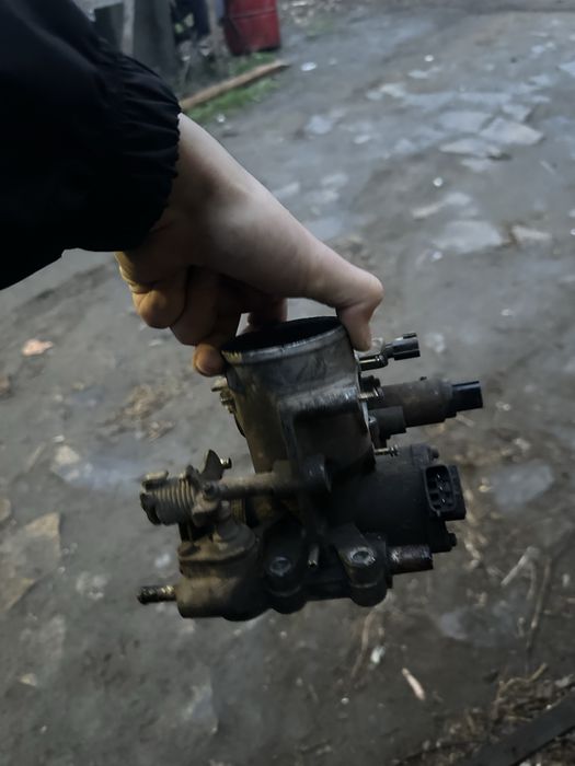 Дросель ниссан 1.6