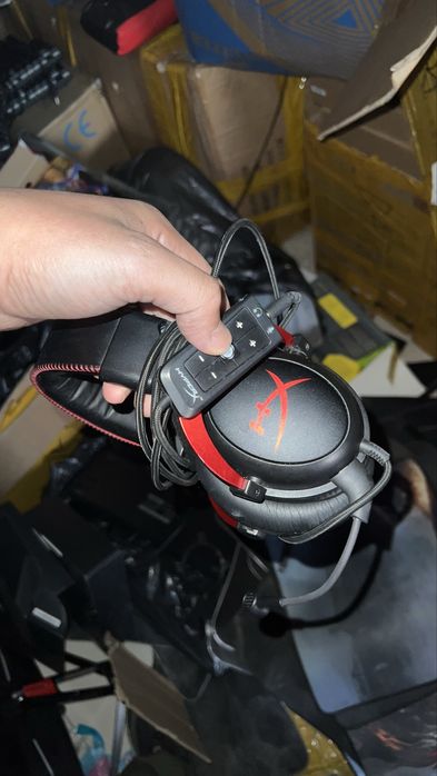 наушники, клавиатура