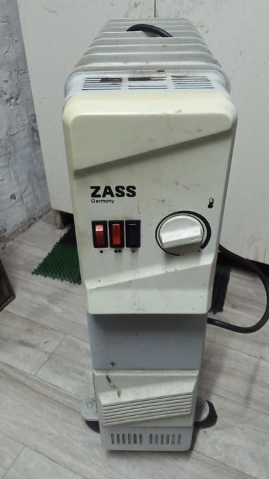 Продам обогреватель масляный