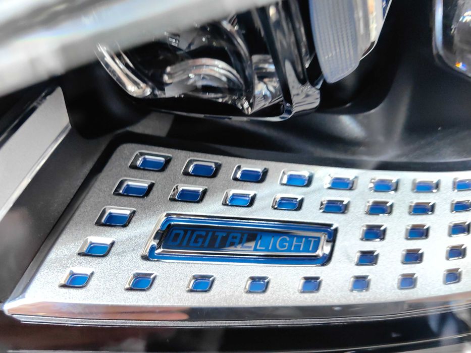 Оригинален фар Мерцедес 223  Mercedes S 223  DIGITAL LIGHT