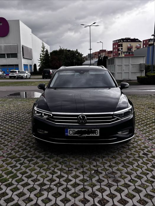 VW Passat Elegance