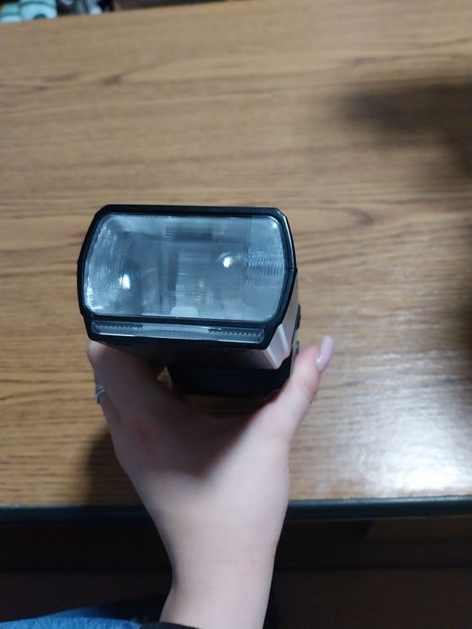 Nikon Speedlight SB-5000