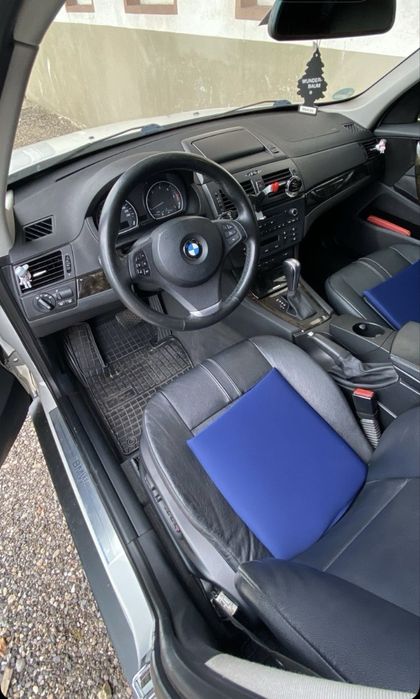 BMW X3  E83 2010 Euro 5 xDrive Automat SUV / Mitsubishi L200 2005 Dakar