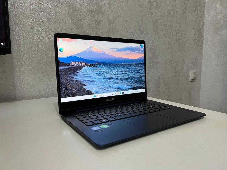 ASUS ZenBook UX430U / Core i7 / 940MX / SSD