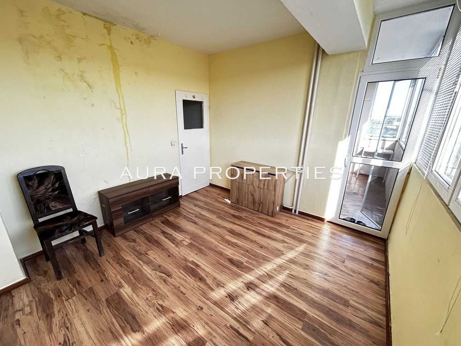 Продава се Едностаен апартамент в Разград, Орел - 45 кв.м за 963 €/кв.м - Снимка #2
