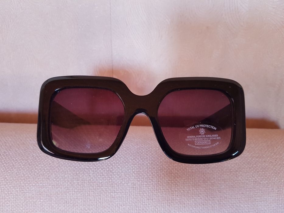 Уникални слънчеви очила МАНГО с калъф