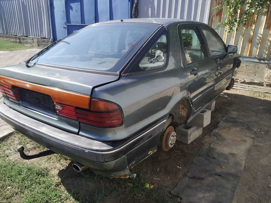 Mitsubishi Space Wagon, 1991