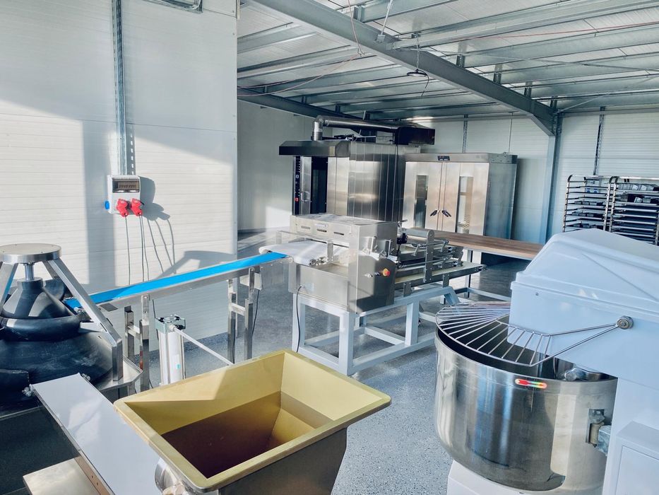 Echipamente brutărie, malaxor, divizor, rotunjitor, dospitor, cuptor