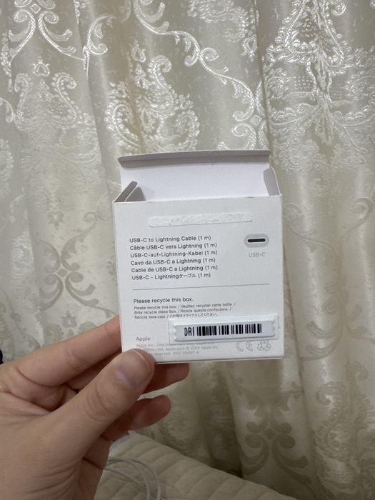 Оригинальная зарядка Айфон