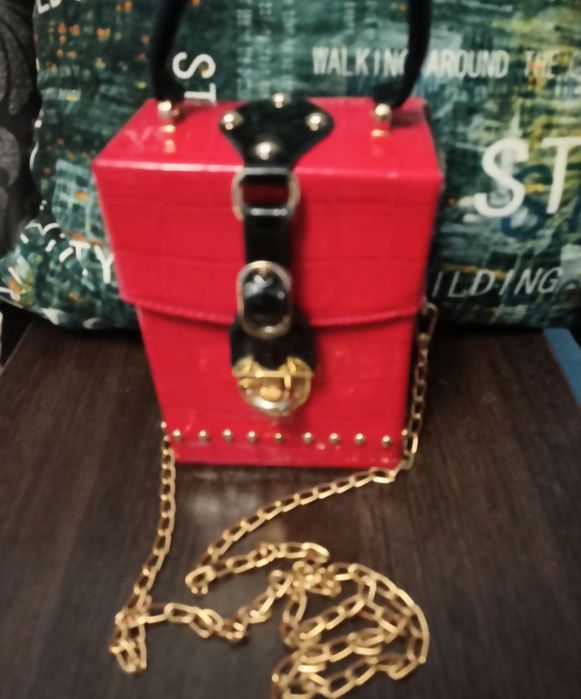 Срочно сумка 5000