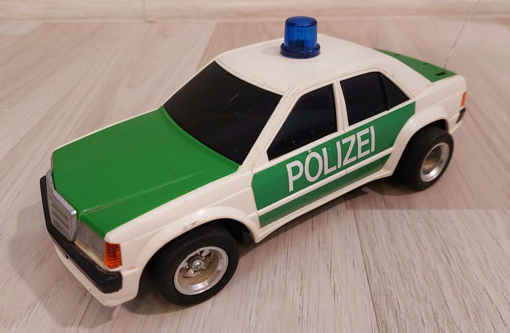 Радио управляема количка Taiyo Mercedes-Benz 190 /W201/