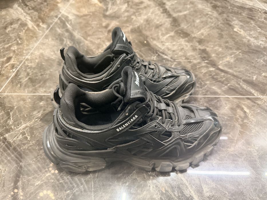 Balenciaga track 2