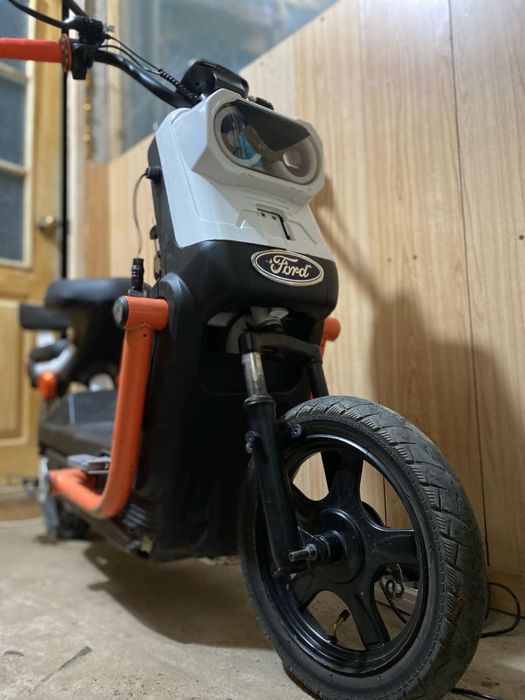 Продам Скутер танк