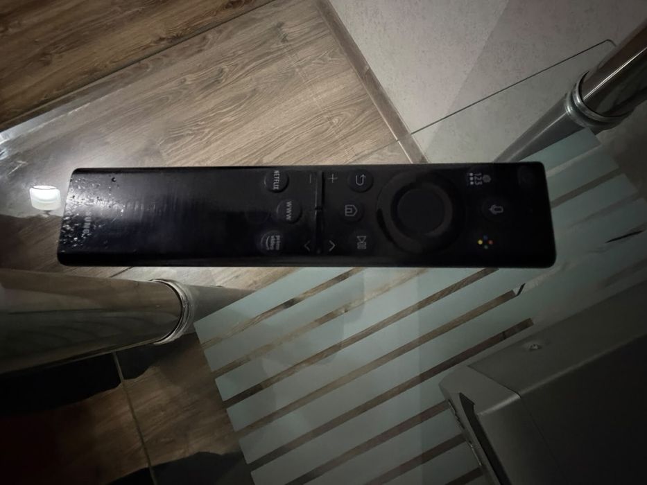 Продаю телевизор 125 см диагональ