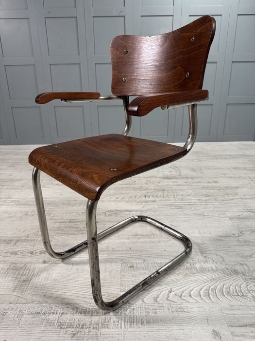 Винтидж стол по дизайн на Mart Stam Р407