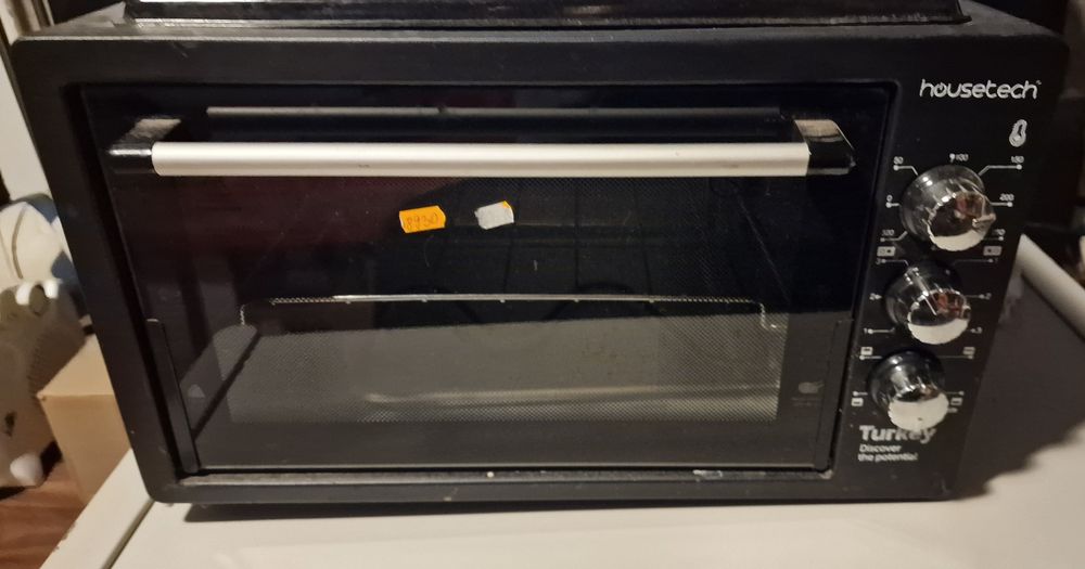 Cuptor electric Housetech,  cu 2 plite, folosit de cateva ori