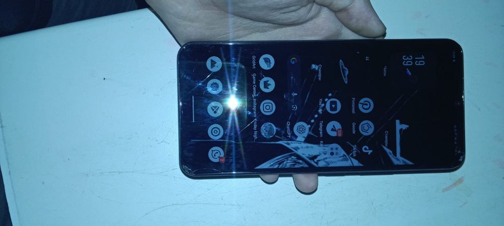 Продается телефон виво