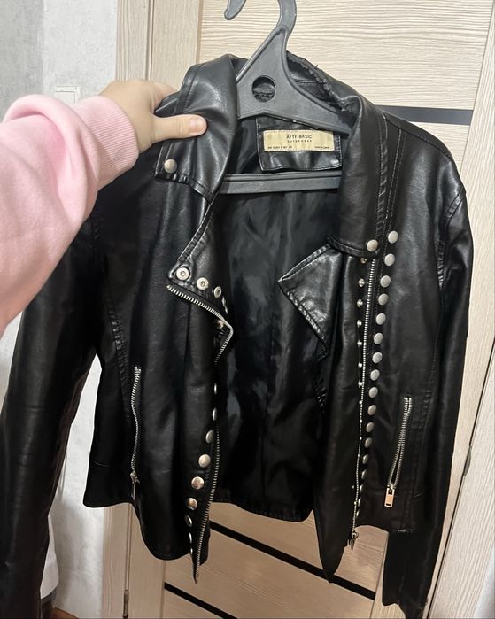 Продам одежду, недорого