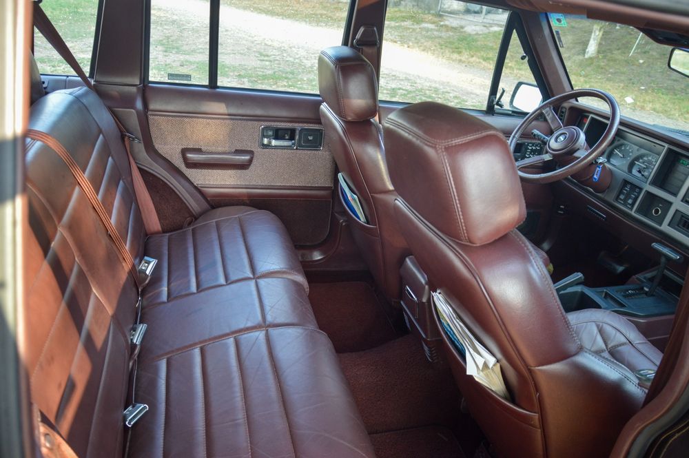 Jeep Cherokee XJ 4.0 Laredo – 1991 – Import SUA