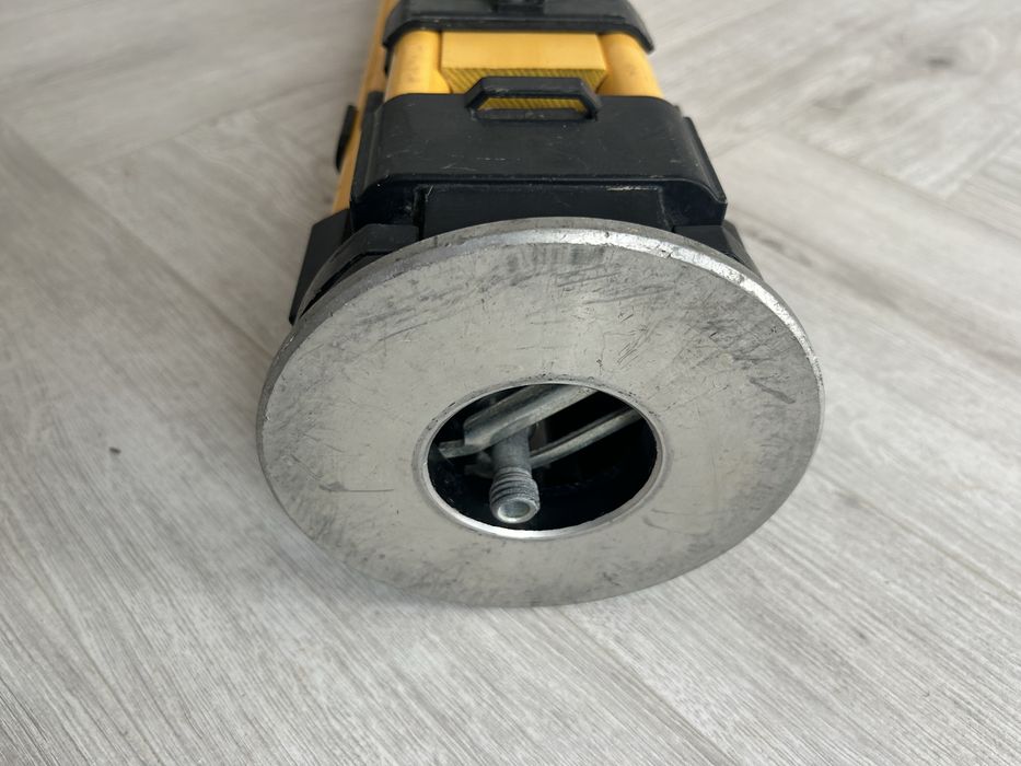 Hilti PUA 36 trepied laser