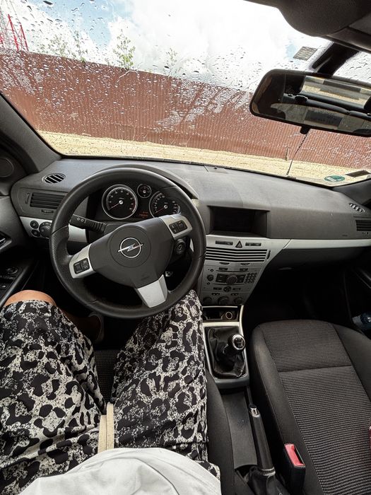 Vand sau Schimb Opel GTC