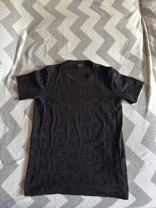 Tricou EMPORIO ARMANI negru original