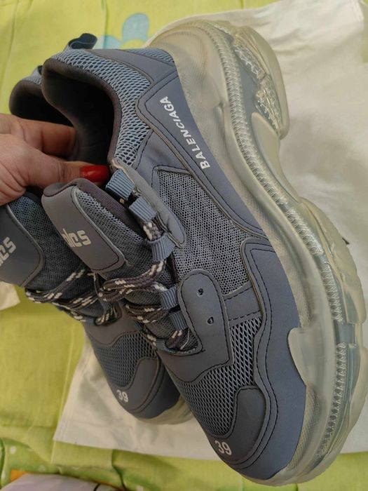 Промоция Лот  Balenciaga нови 39