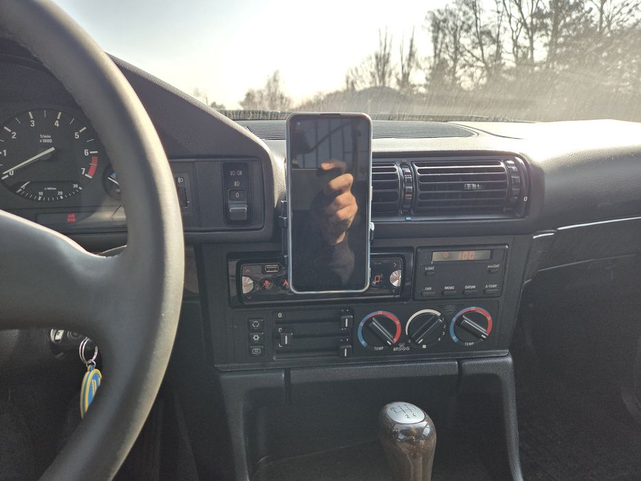 Продавам аудио плеър Pioneer SPH-10BT