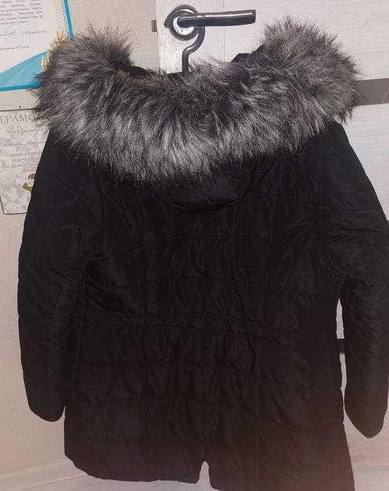 Продам подростковые зимние куртки