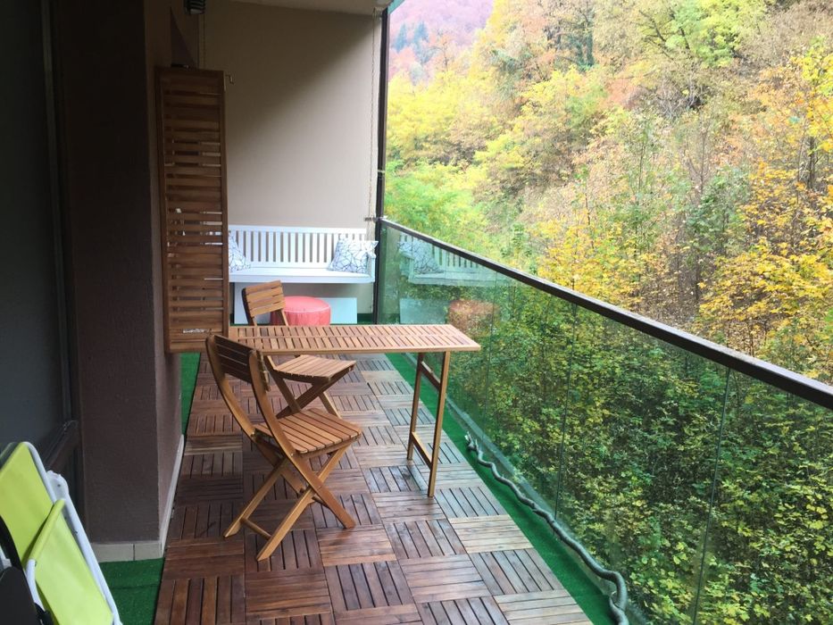 Persoana Fizica Închiriez Apartament 2 Camere Racadau - Tampa Gardens