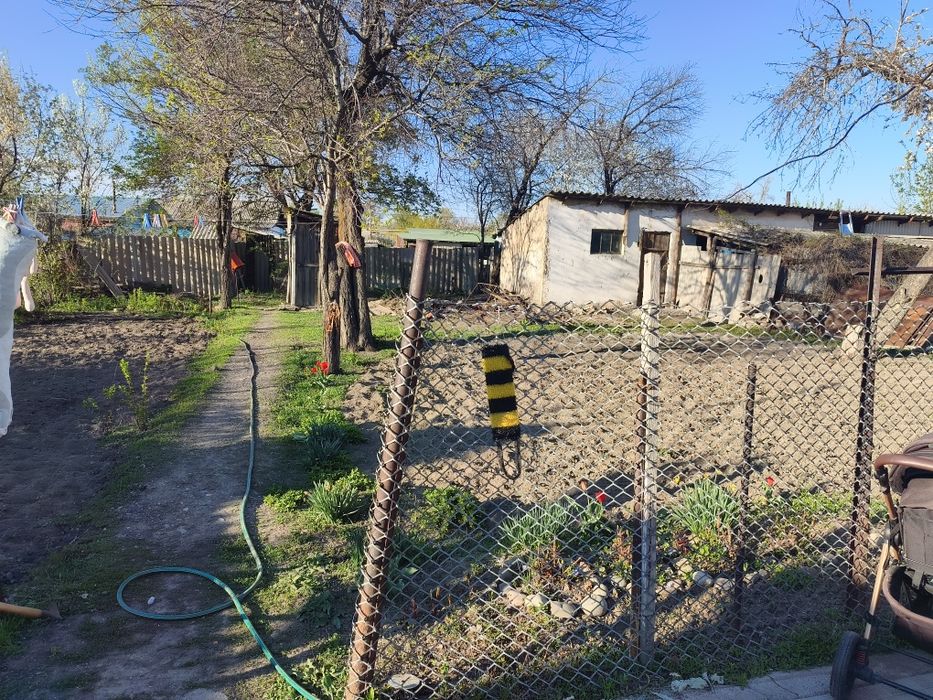 Продаётся дом барачного типа