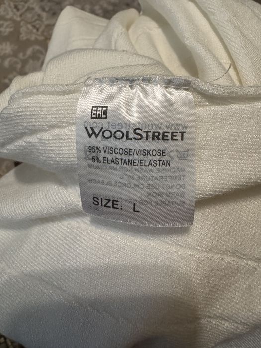 Белая новая кофта