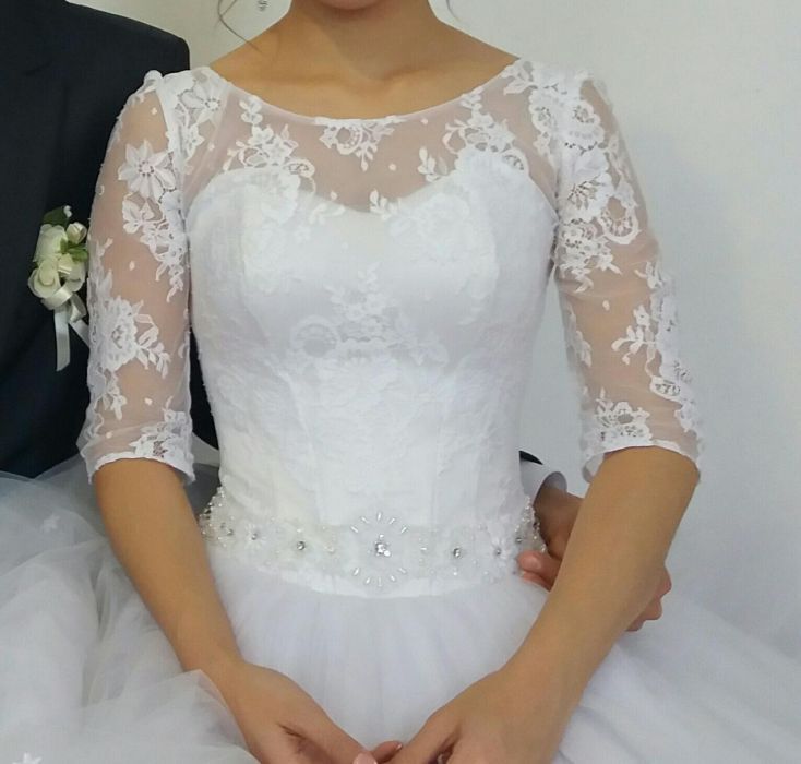 Свадебное платье