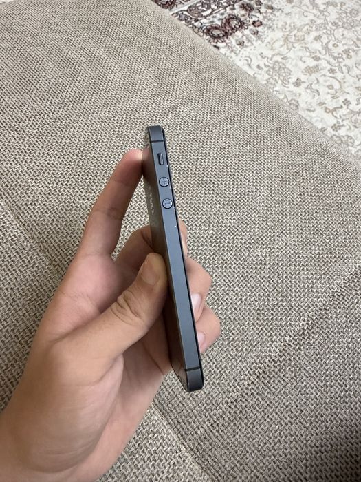 iPhone 5 32gb Radnoy