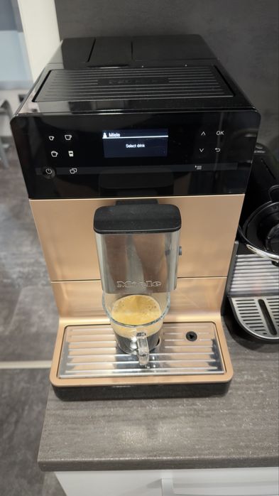 Miele CM5510 Rose Gold Silence