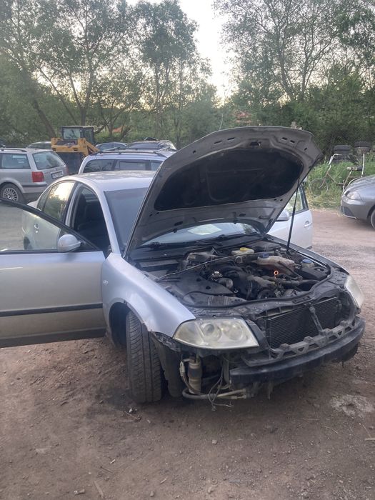 Пасат б 5.5 1.9 TDi 101 кс на части