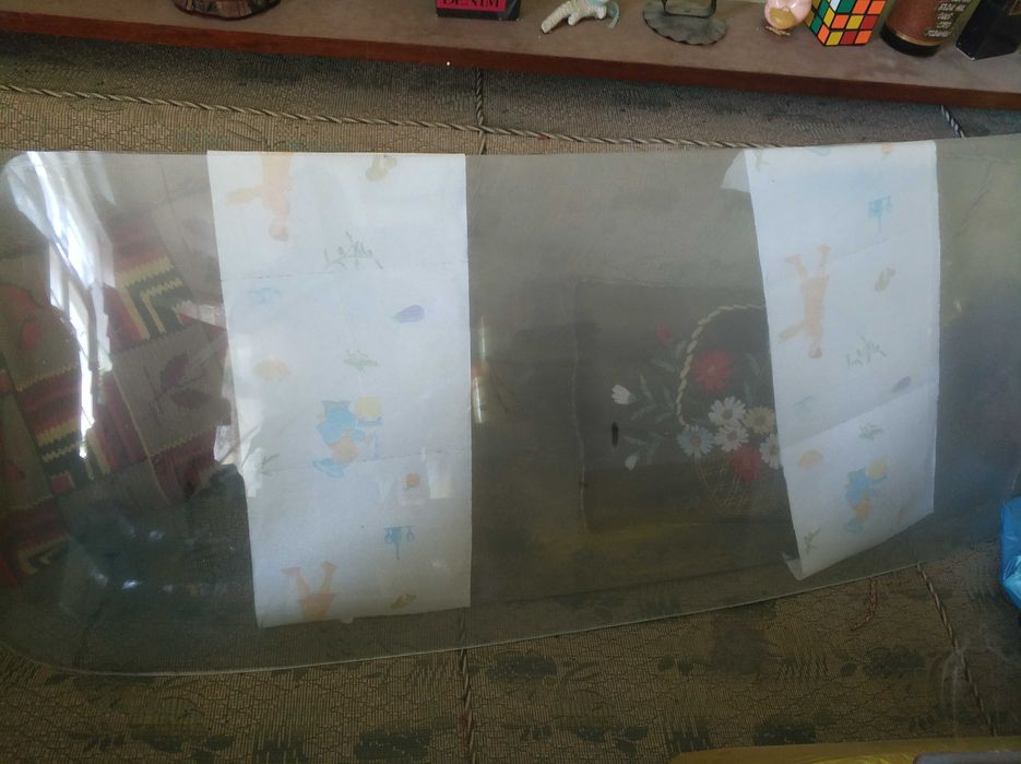 Предно и Задно стъкло Жигули ВАЗ 2101