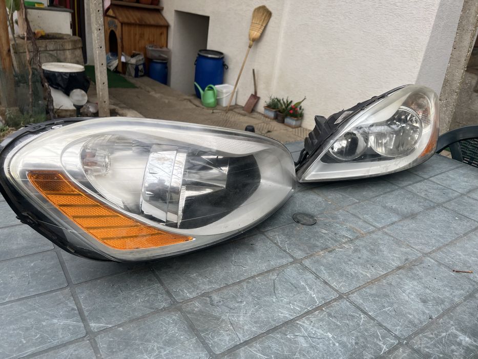 Фарове за волво хс 60 2009 г.