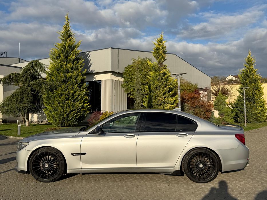BMW 730 D F01 2010