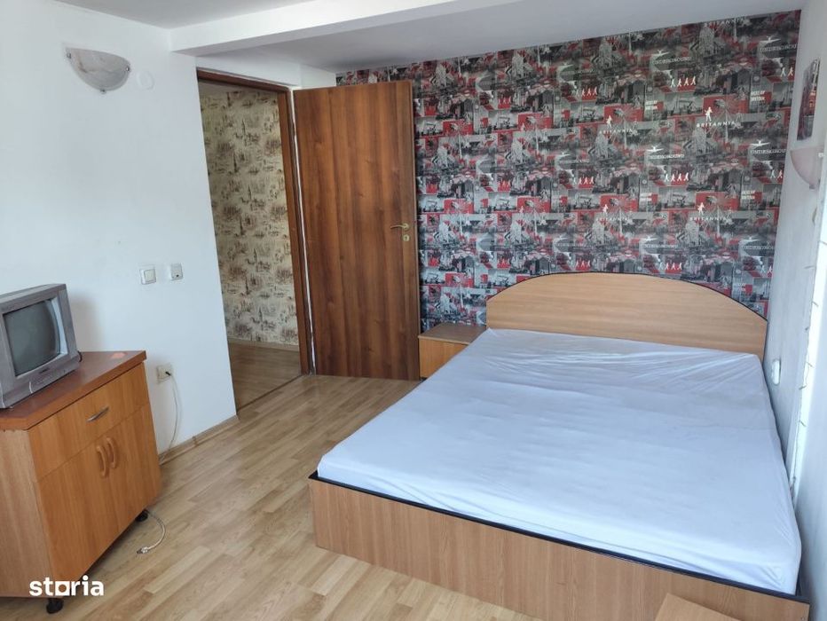 Garsoniera decomandata, 34 mp utili, zona biserica Madona Dudu